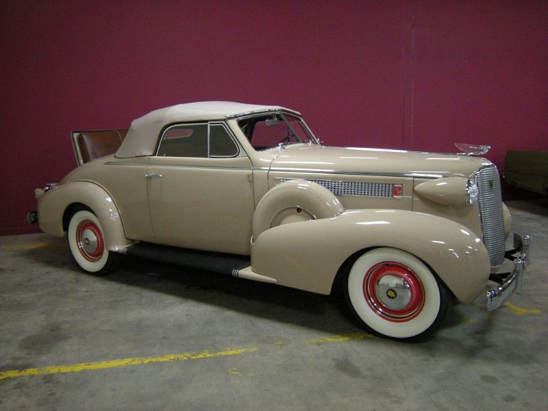 Image 021.jpg - 1937 Cadillac Convertible Coupe (Bob Robb photo)